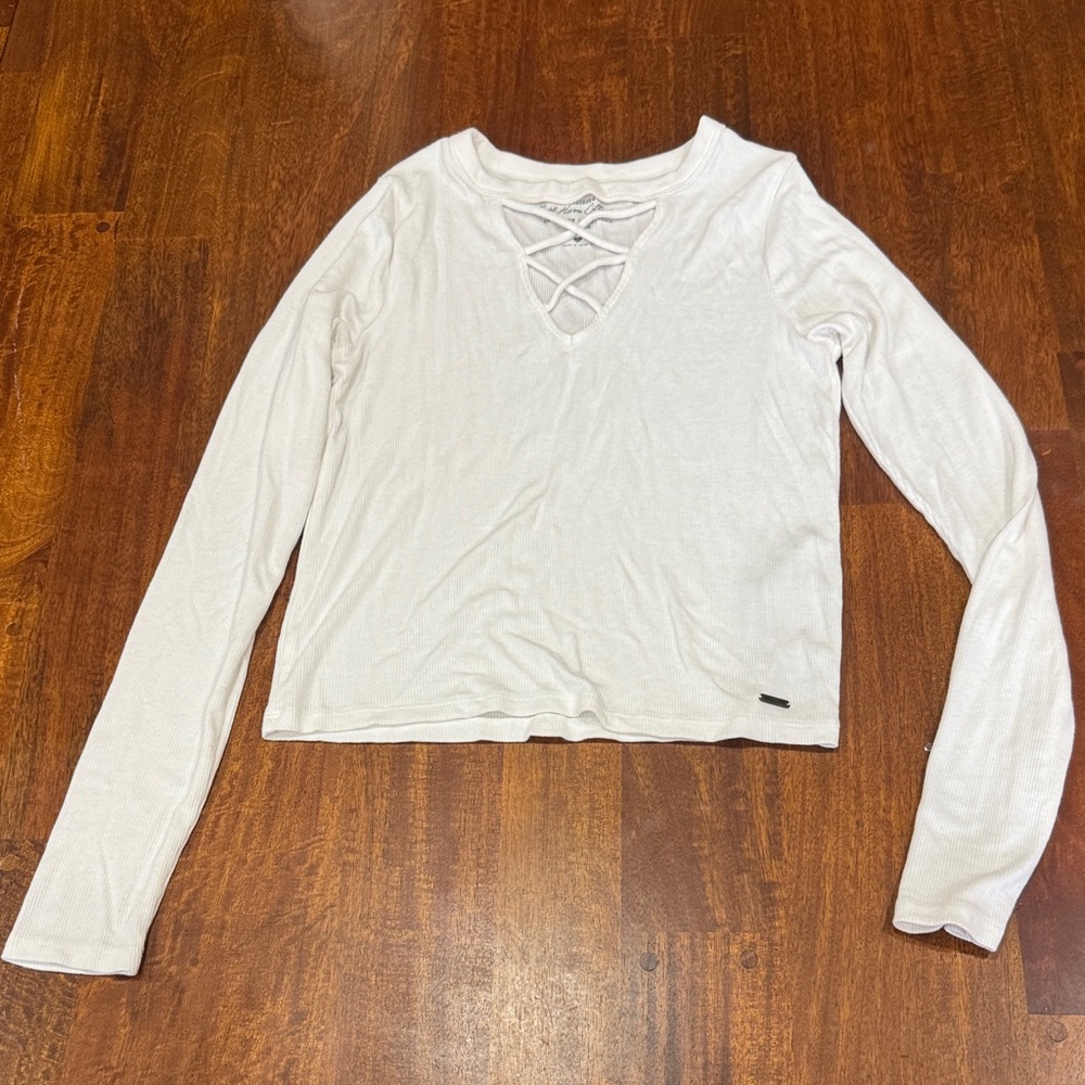 Sexy Hollister Slightly Cropped Long Sleeve Top w/ Lace-Up Criss Cross Neckline
